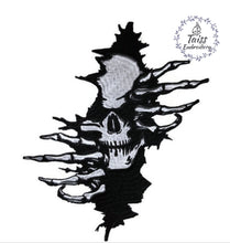 Load image into Gallery viewer, Horror patch, Skull Patch, Embroidered Patch