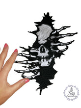 Load image into Gallery viewer, Horror patch, Skull Patch, Embroidered Patch
