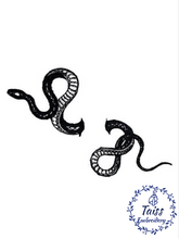 Load image into Gallery viewer, Snake Black and white  patch•   Gothic iron-on patch •   Reptile