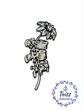 Load image into Gallery viewer, Spine Back flower Patch • Patch bone