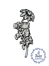 Load image into Gallery viewer, Spine Back flower Patch • Patch bone