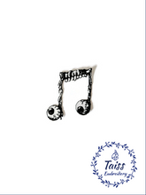 Load image into Gallery viewer, Human wisdom teeth Eyeball patch, Skull Patch, Embroidered Patch,