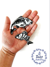 Load image into Gallery viewer, Fish patch • Set 2 p • Embroidery iron on patch