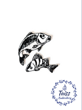 Load image into Gallery viewer, Fish patch • Set 2 p • Embroidery iron on patch