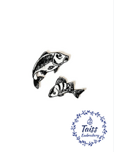 Load image into Gallery viewer, Fish patch • Set 2 p • Embroidery iron on patch