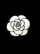 Load image into Gallery viewer, Fashion patch Designer patch Embroidered Iron on patch