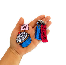 Load image into Gallery viewer, Eat me, drink me. Set 2 p. Alice Wonderland