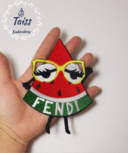 Load image into Gallery viewer, Designer patch Embroidered patch Iron on patch Round patches Fashion patch