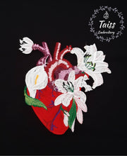 Load image into Gallery viewer, Heart patch Flower patch Iron on patch