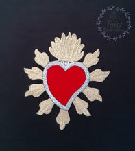 Load image into Gallery viewer, Heart patch Iron on patch Embroidered patch
